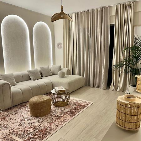 Lungomare Luxury Sea View Apartaments فلورا المظهر الخارجي الصورة