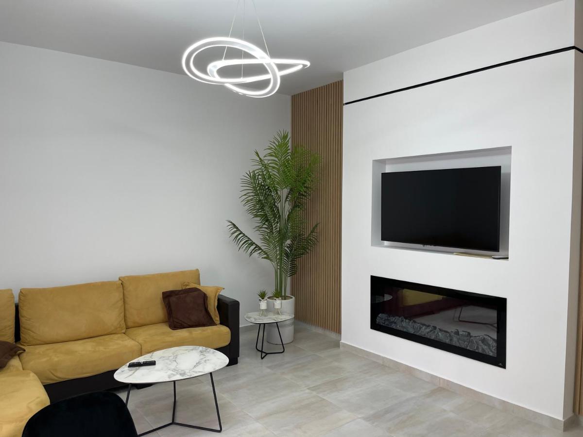 Lungomare Luxury Sea View Apartaments فلورا المظهر الخارجي الصورة