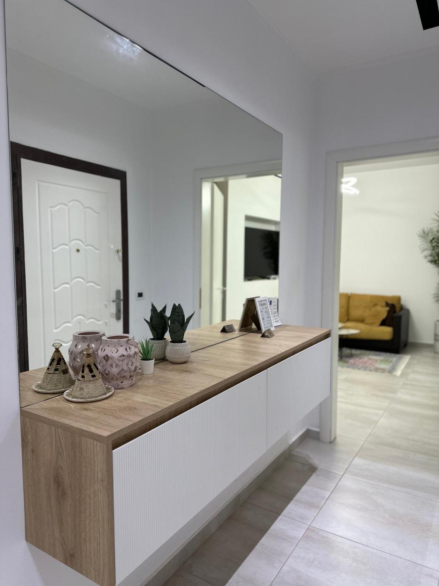 Lungomare Luxury Sea View Apartaments فلورا المظهر الخارجي الصورة