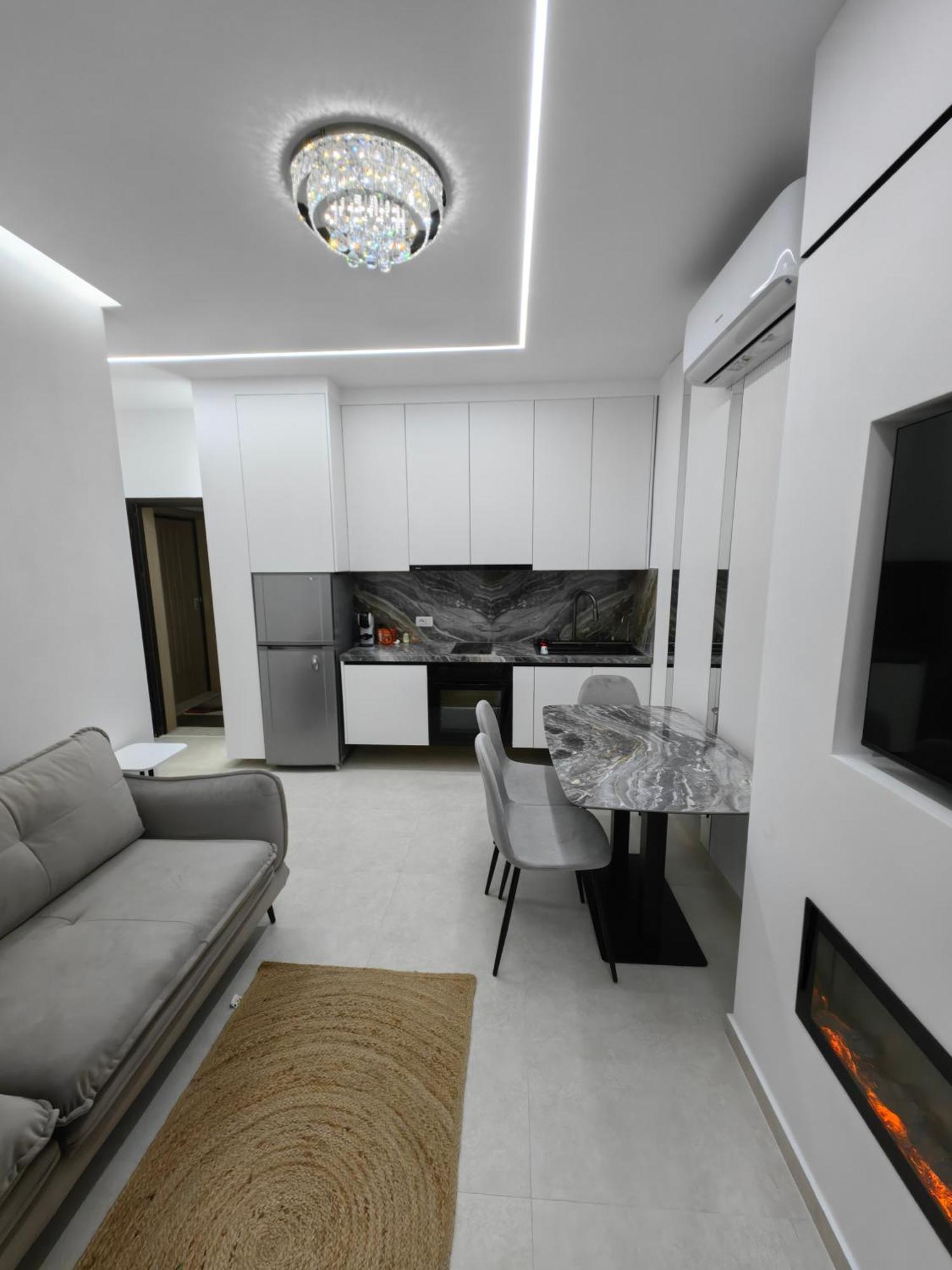 Lungomare Luxury Sea View Apartaments فلورا الغرفة الصورة