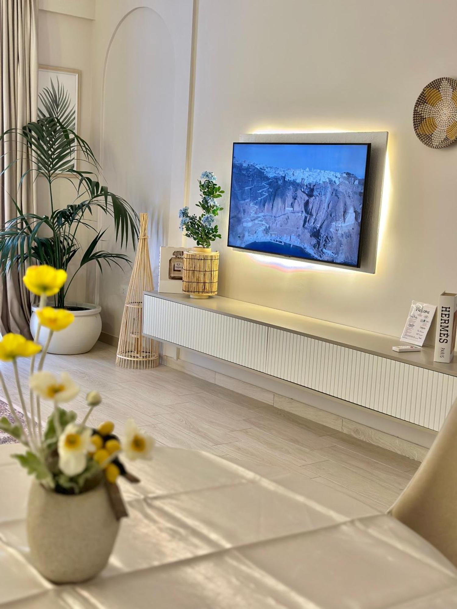 Lungomare Luxury Sea View Apartaments فلورا المظهر الخارجي الصورة